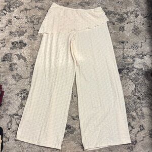 Elegant Cream Textured Pants